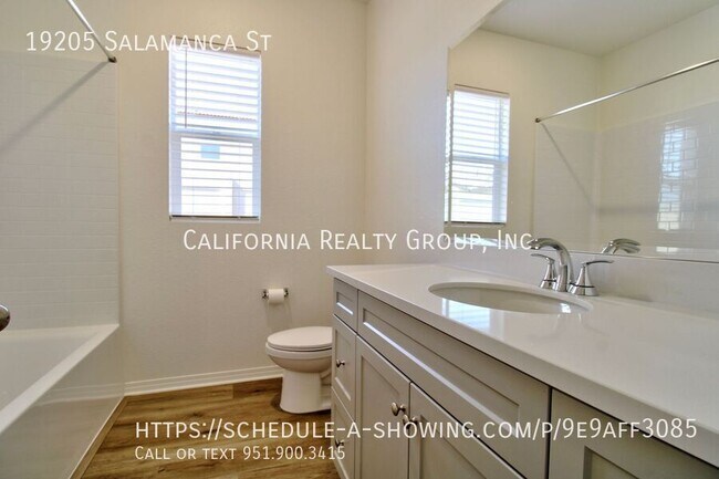 Building Photo - 19205 Salamanca St