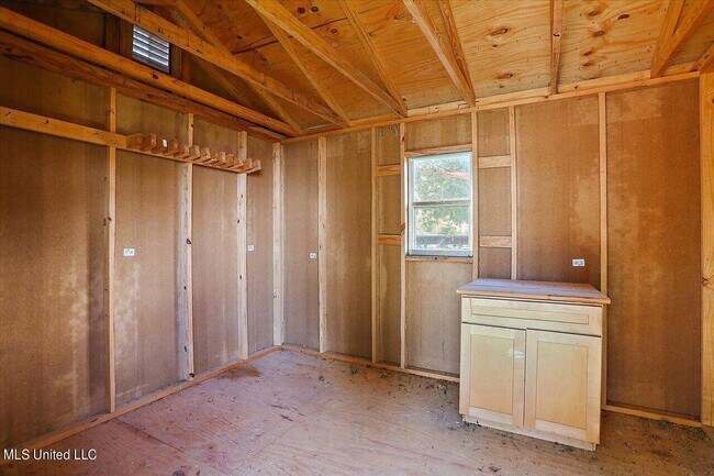 Building Photo - 607 Harbor Ridge Dr