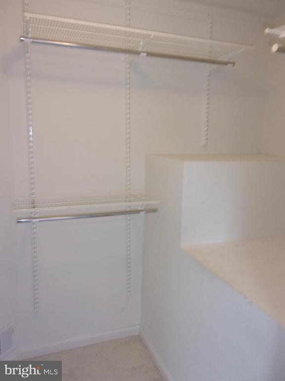 Building Photo - 11844 Breton Ct