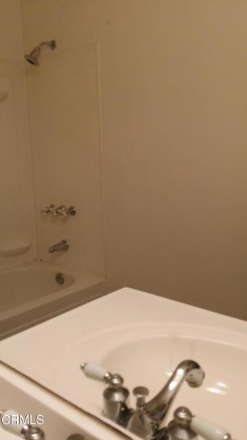 Building Photo - 4875 Colony Dr