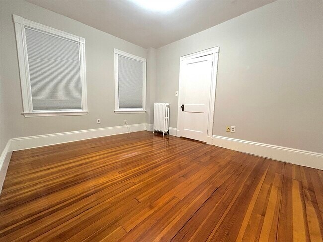 Building Photo - 59 Ackers Ave