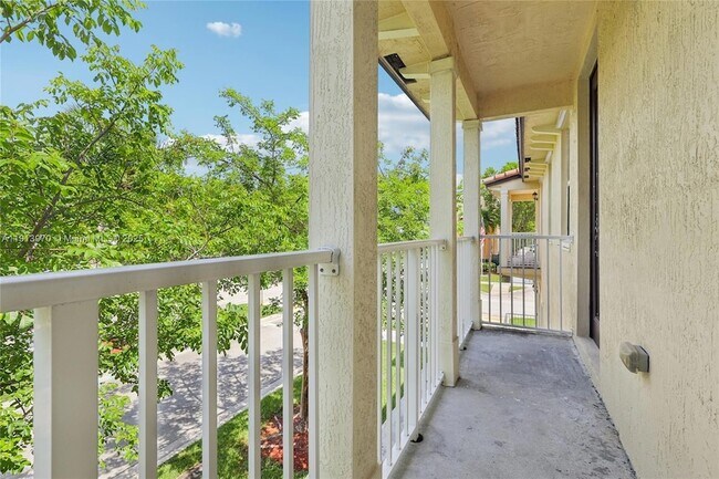 Building Photo - 24313 SW 115 Ct