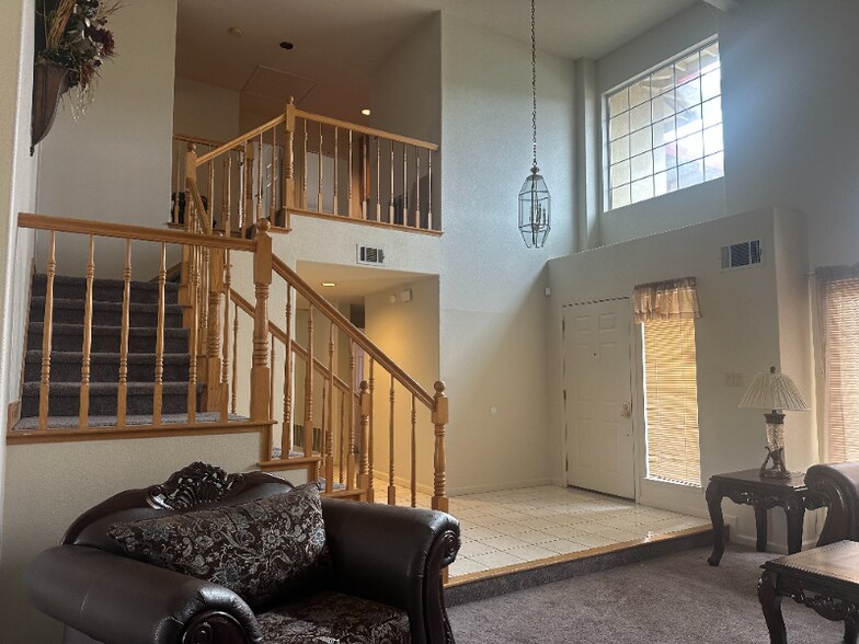 Building Photo - 4437 Rock Island Dr