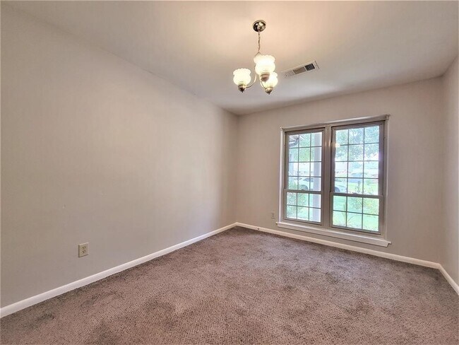 Building Photo - 2303 Oboe Trail