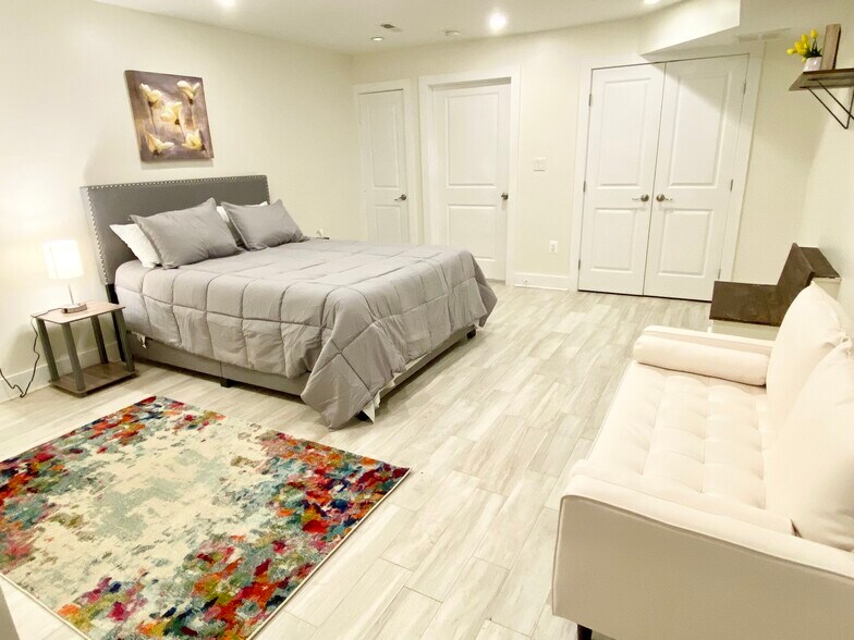 Master Bedroom - 18 T St NE