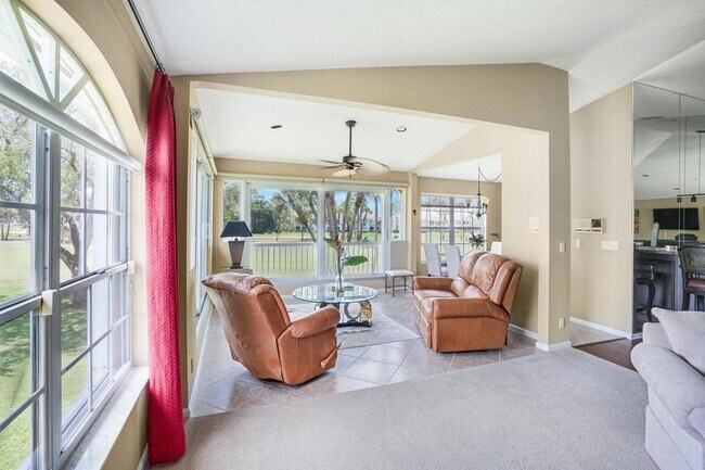 Building Photo - 227 Legendary Cir