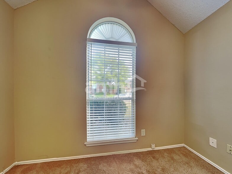 Building Photo - 11601 Wingfield Ln