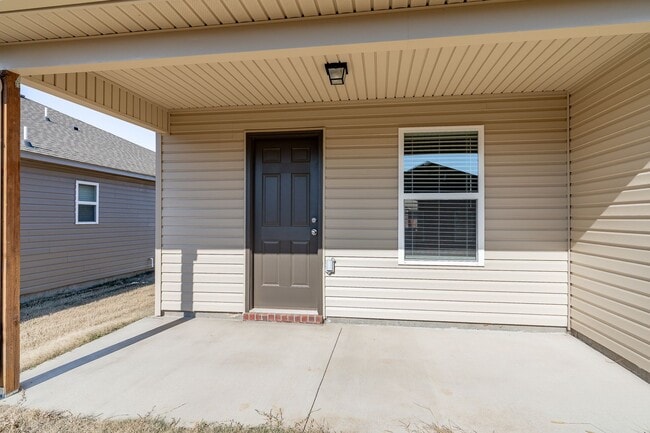 Building Photo - 3-bedroom 2 bath Home in Fayetteville!!