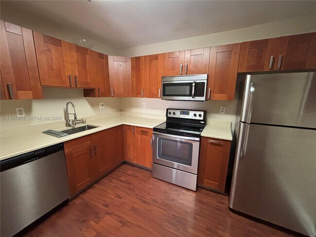 Building Photo - 10421 Mahogany Key Cir