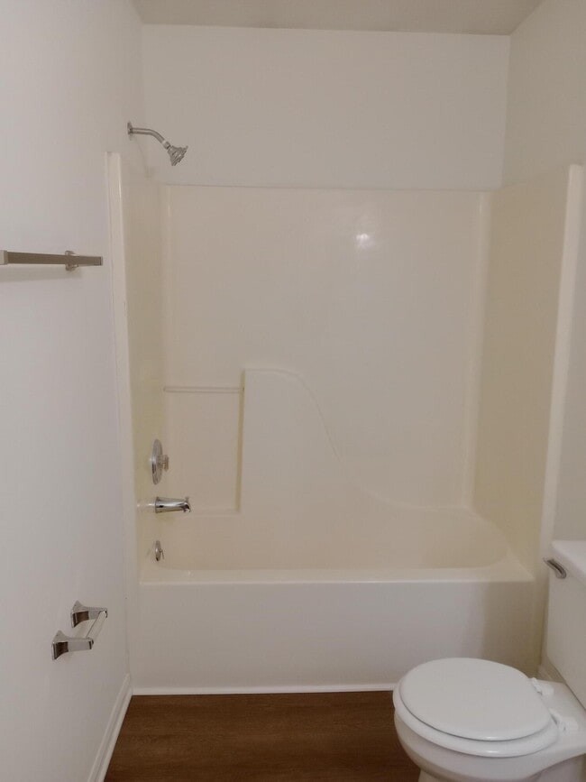 Building Photo - 2416 Calder Ct