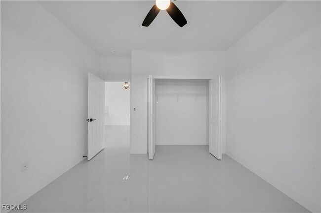 Building Photo - 1110 Eisenhower Blvd