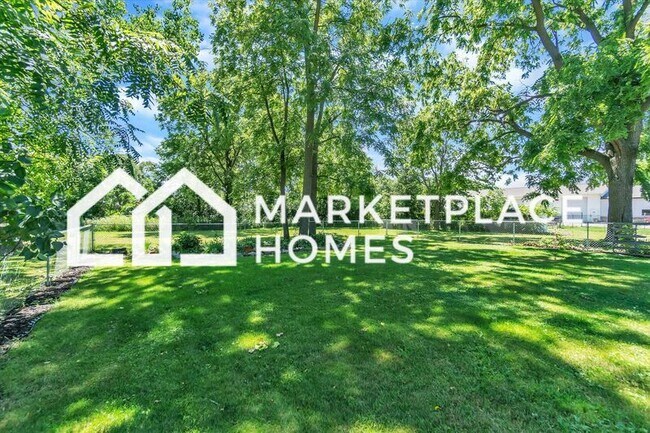 Building Photo - 115 Garden Ln