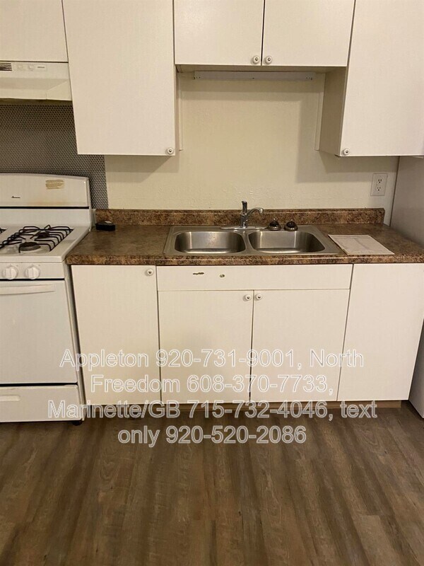 Building Photo - S7559 US-12