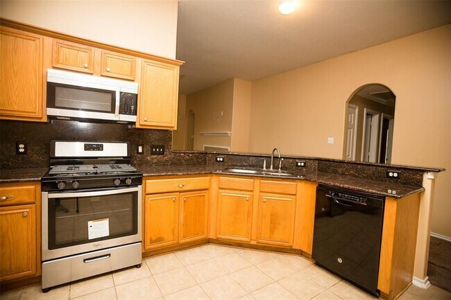 Building Photo - 9119 Melody Park Ln