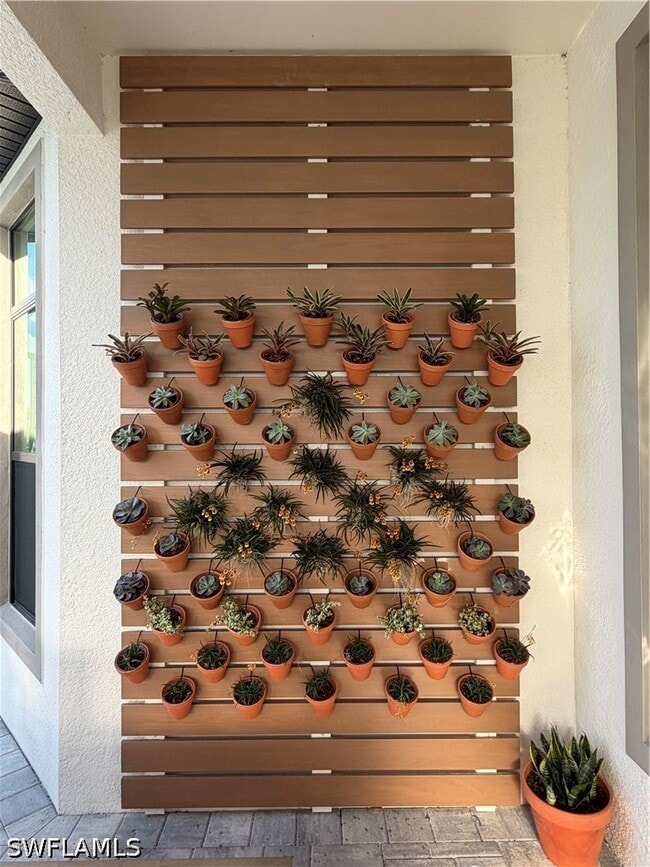 Building Photo - 9552 Caymas Ter