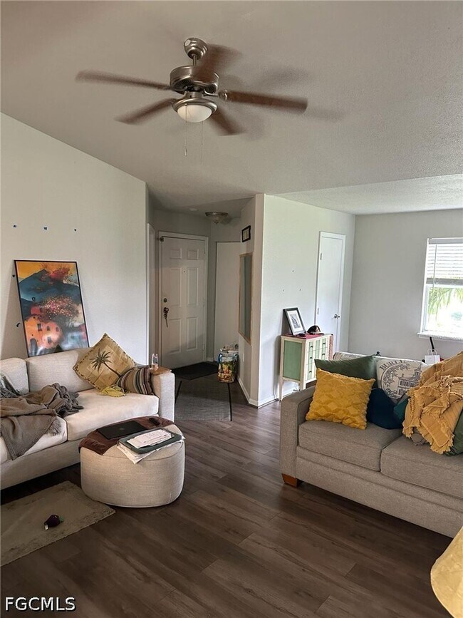 Building Photo - 12700 Equestrian Cir