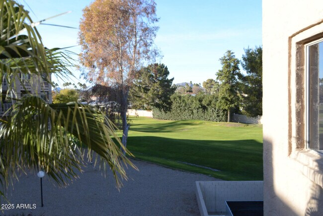 Building Photo - 7870 E Camelback Rd