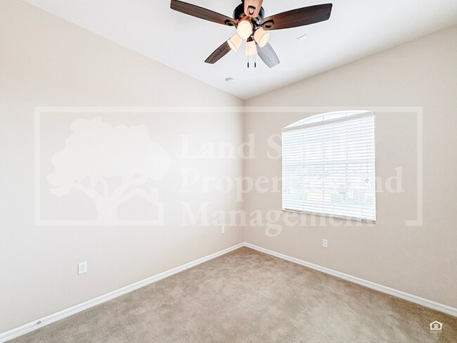 Building Photo - 1762 Altavista Cir