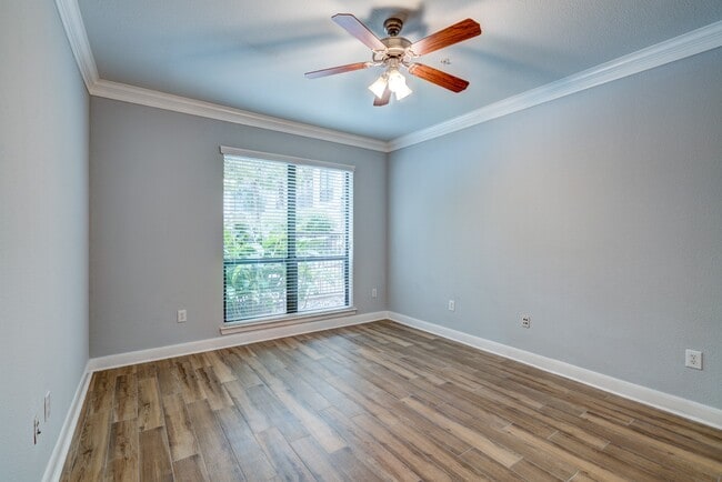 Building Photo - 2299 Lone Star Dr