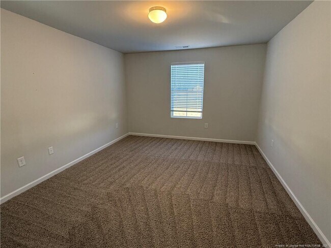 Building Photo - 204 Taylors Crk Wy