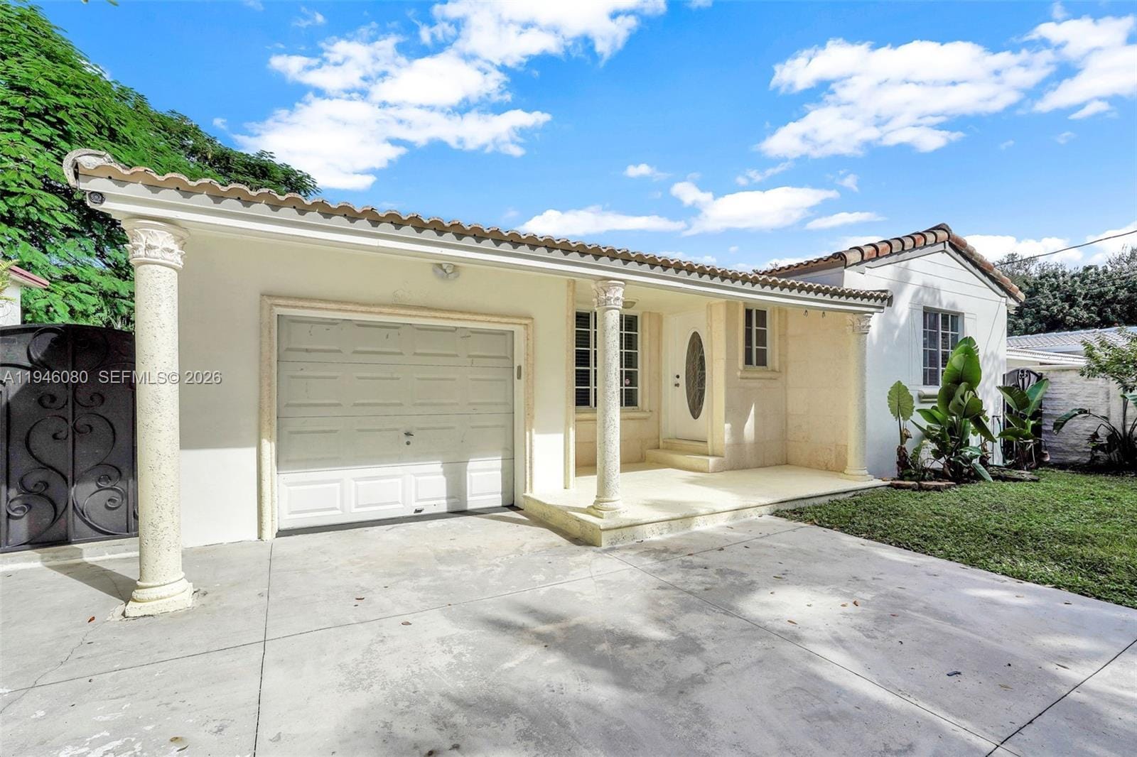 Building Photo - 5781 SW 25th St