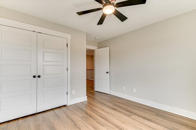 Building Photo - 419 Barrow Ln