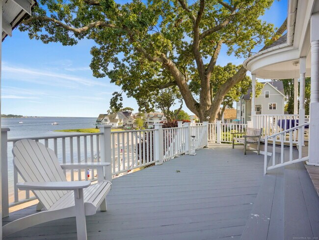 Building Photo - 3 E Beach Dr