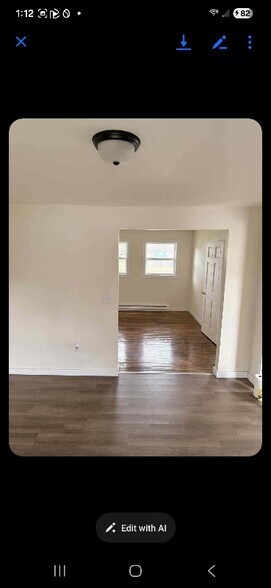 Building Photo - 11448 Cross St