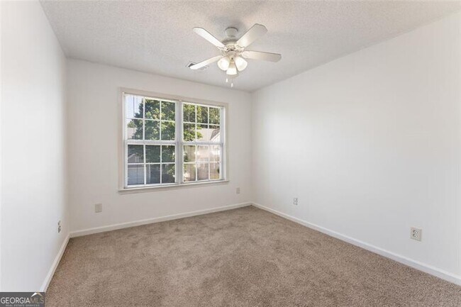 Building Photo - 2901 Timbercreek Cir