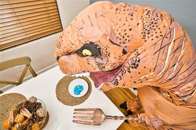 Building Photo - 2601 Bethaway Ave