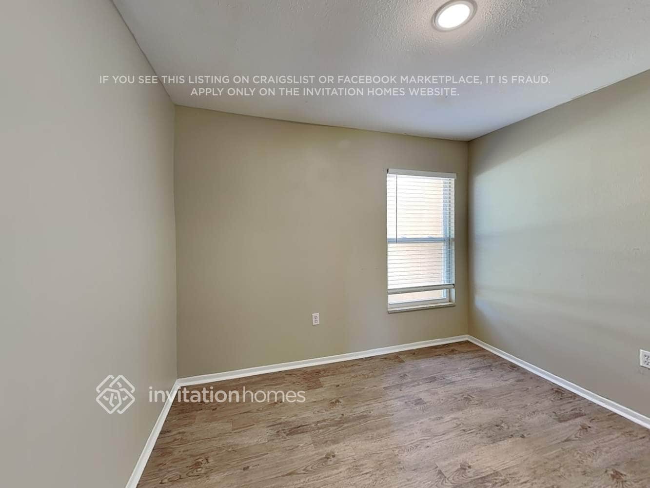 Building Photo - 3508 Kingswood Dr