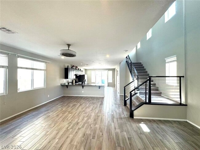 Building Photo - 43 Heathrow Lake Ave