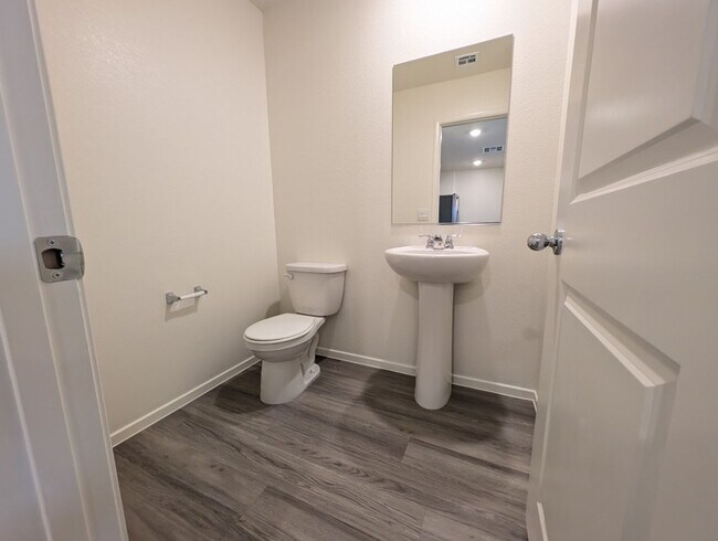 Building Photo - 9427 Verdon Mesa St