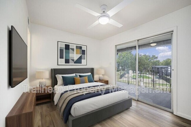 Building Photo - 8313 Lowell Ave