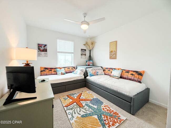 Building Photo - 8734 Sand dollar Dr