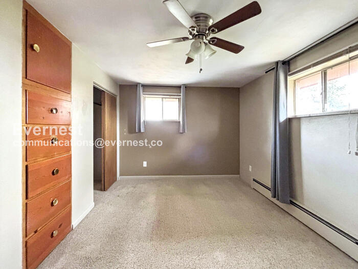 Building Photo - 3366 W 55th Pl