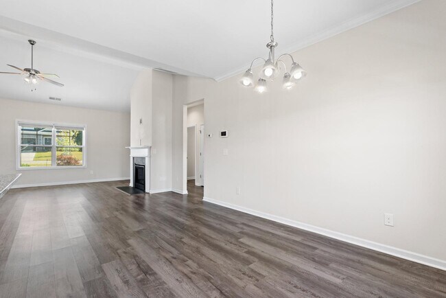 Building Photo - 311 Temple Cress Ave