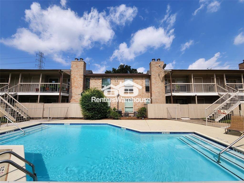 Building Photo - 2110 Wilcrest Dr