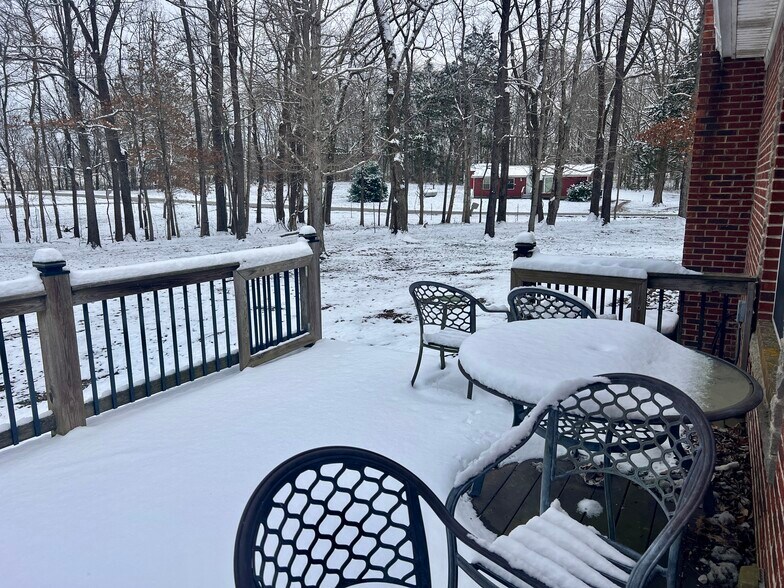 Building Photo - 13307 North Rd NW