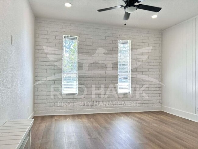 Building Photo - 2466 E Huber St