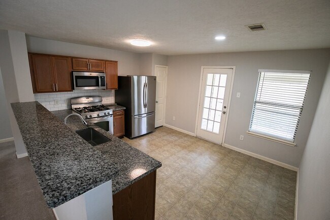 Building Photo - 2727 Piney Lake Ct