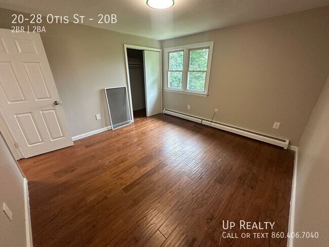 Building Photo - 20-28 Otis St-20B