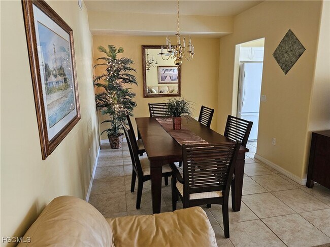 Building Photo - 11004 Mill Creek Way