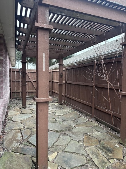 Building Photo - 1315 E Brown St