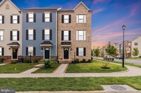 Building Photo - 18147 Red Mulberry Rd