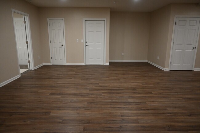 Floorplan - Square 131 - 4880 - 12 Plex