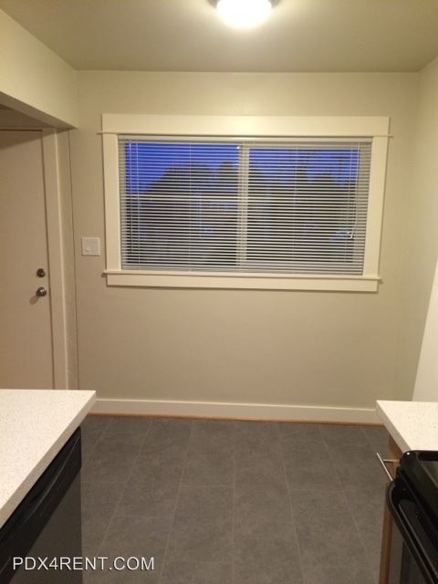 Building Photo - 7515 N Westanna Ave