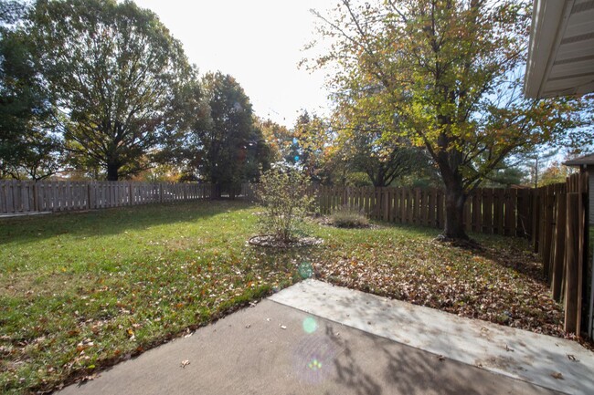 Building Photo - Great Single Family Home in the Highlands!