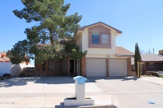 Building Photo - 1528 Sierra De Oro Dr