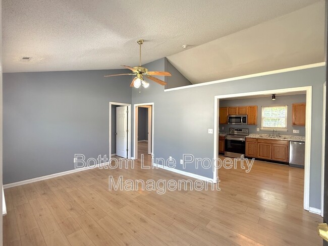 Building Photo - 7012 Rumple Rd